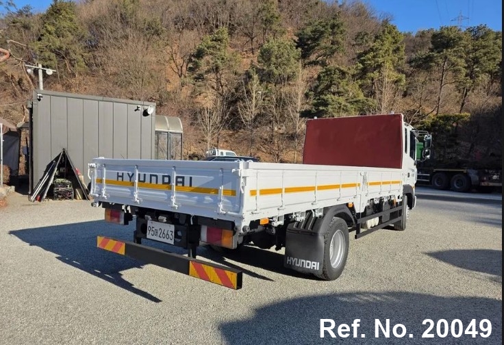  Hyundai / Mega Trucks Stock No. 20049